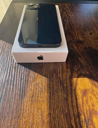 iPhone 13 (Negro) Impoluto