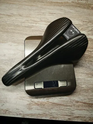 Sillín Saevid Alien Short Carbono