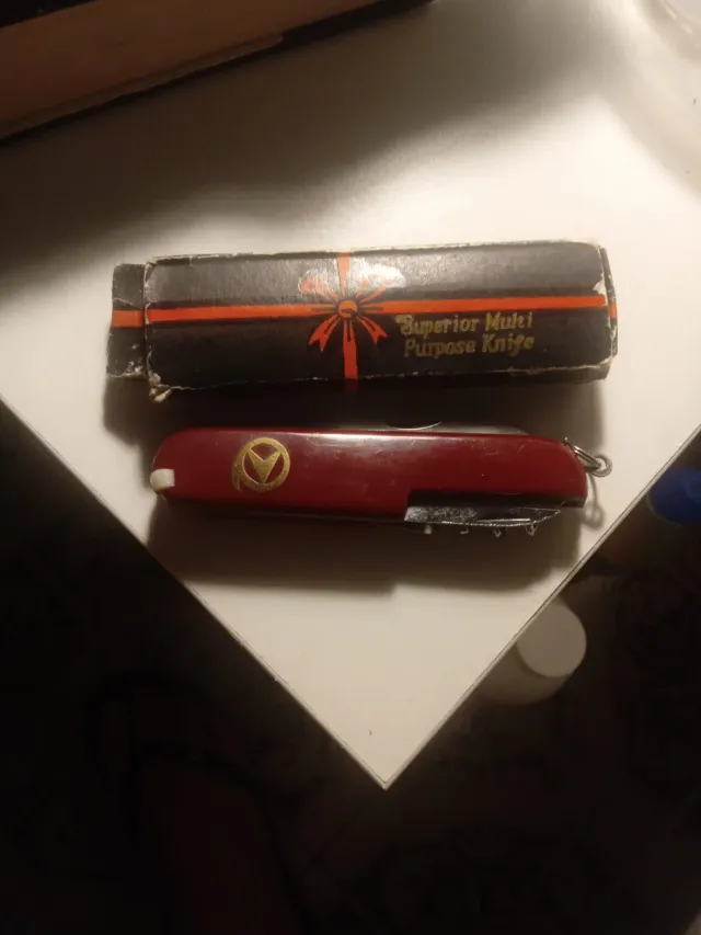 Navaja multiusos roja