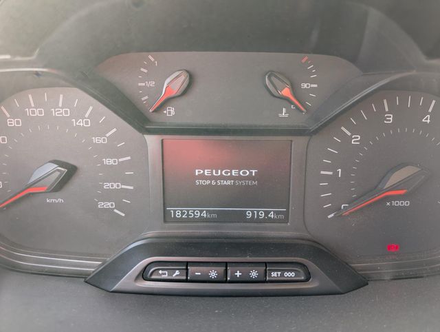 PEUGEOT Rifter Allure Pack Standard BlueHDi 73kW