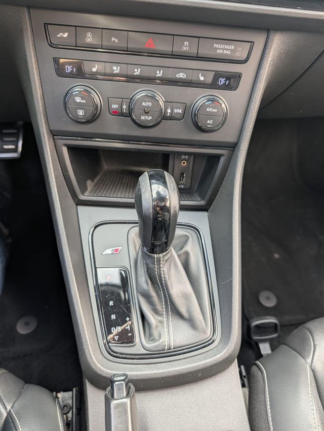 SEAT León ST 2.0 TSI 300cv DSG-6 St&Sp CUPRA