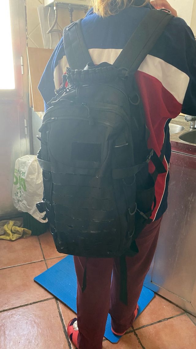 Mochila Táctica Negra Todoterreno