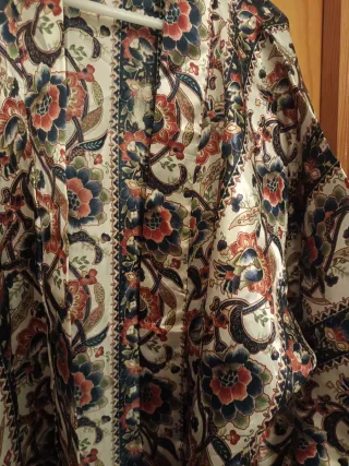 Bata de casa vintage estampada