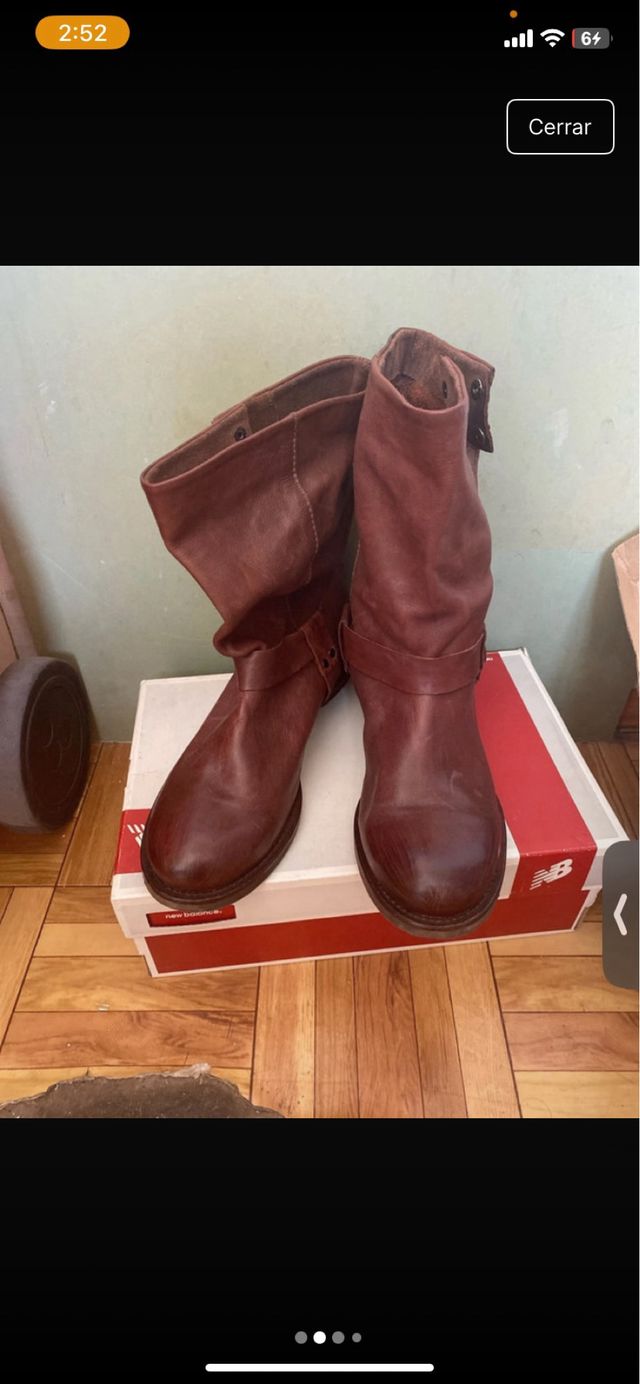 Botas de piel marrones Zara