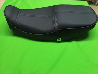 Tapizamos motos coches y muebles