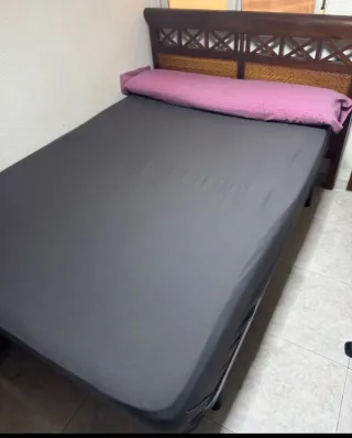 Cama articulada matrimonio madera y ratán