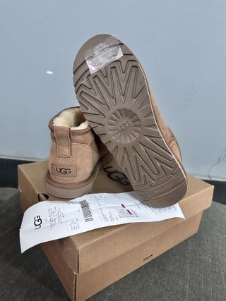 Botas UGG Classic Ultra Mini Beige