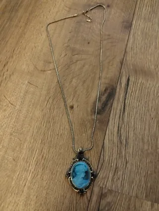 Collar mujer camafeo azul y plateado