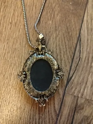 Collar mujer camafeo azul y plateado