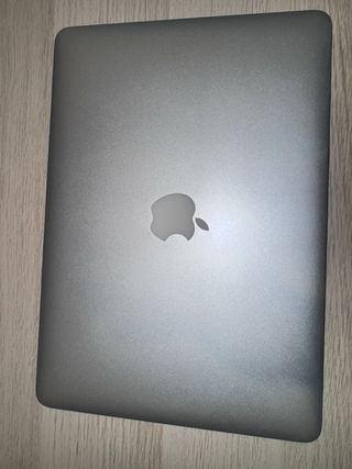 MacBook Air A1466 13 2017 i5 1.8GHz Plata 8Gb Ram