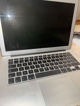 MacBook Air A1466 13 2017 i5 1.8GHz Plata 8Gb Ram