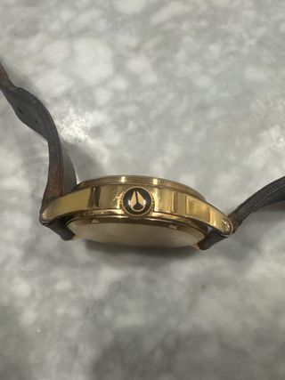 Reloj Nixon Dorado y Marrón