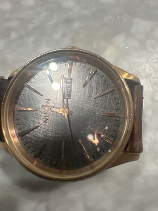 Reloj Nixon Dorado y Marrón