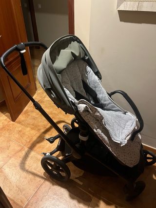 Carrito Bugaboo Fox 5 con patinete