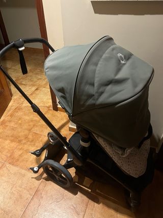 Carrito Bugaboo Fox 5 con patinete