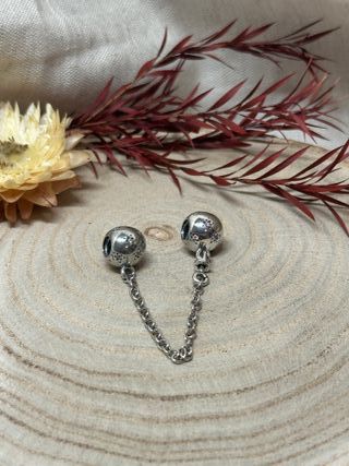 Cadena Seguridad Esfera Estrellas Plata