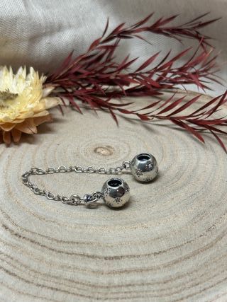 Cadena Seguridad Esfera Estrellas Plata