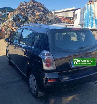 Centralita toyota 886500f030 corolla verso 377540