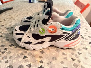 Zapatillas Adidas Talla 37 1/3 GY1122