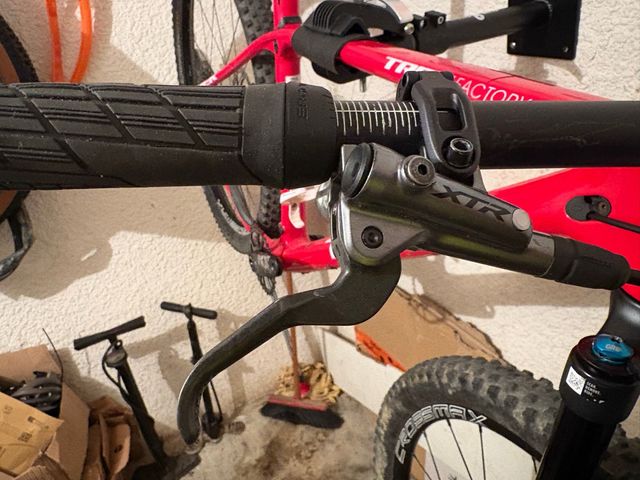 Frenos Shimano XTR M9100