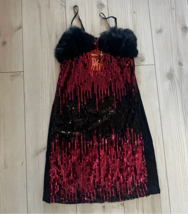 Vestido lentejuelas negro y rojo