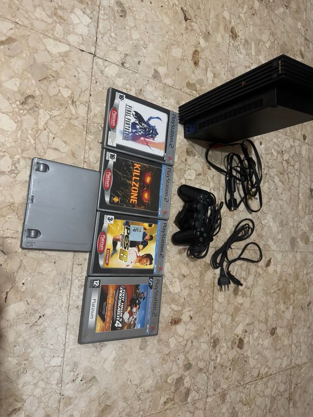 Consola PS2 Fat Negra + Mando + Juegos