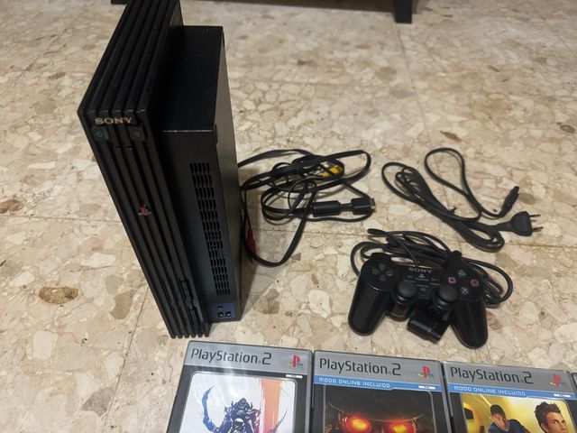 Consola PS2 Fat Negra + Mando + Juegos