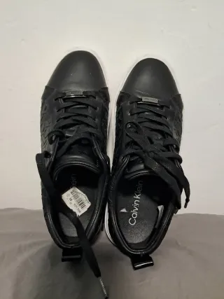 Zapatillas Calvin Klein Talla 38-39 Negras