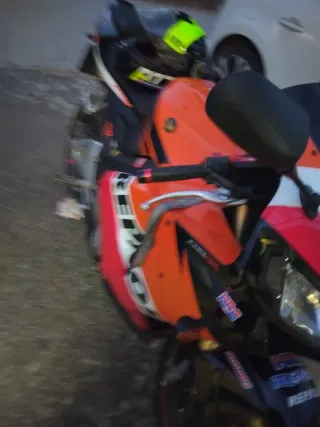 Moto deportiva Repsol Honda CBR