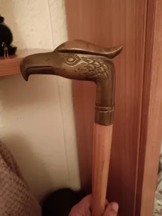 Bastón con pomo de bronce