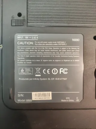 Portátil Airis N990 Negro/Plata