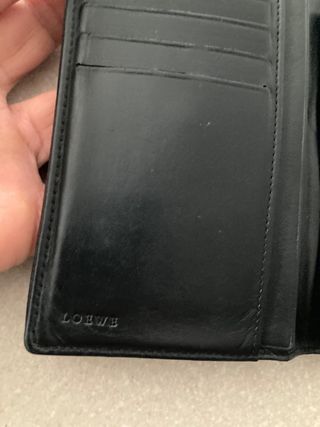 Billetera Loewe Beige y Negra