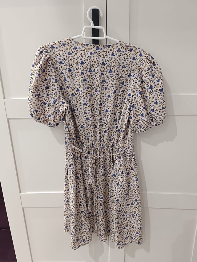 Vestido floral Primark talla S