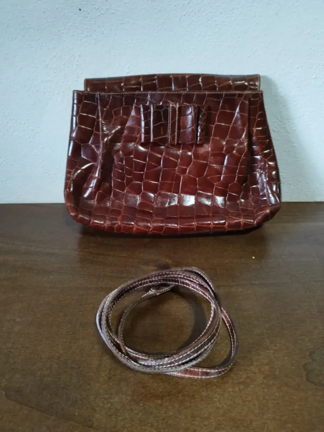 Borsa Furla vintage effetto coccodrillo marrone