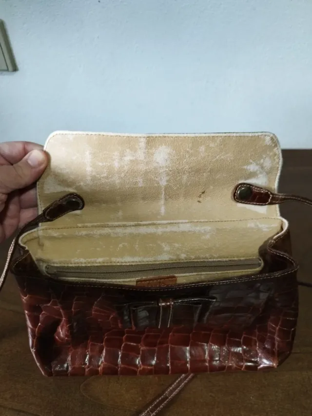 Borsa Furla vintage effetto coccodrillo marrone