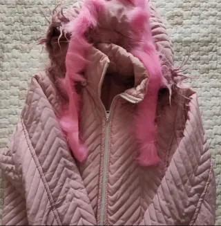 Giubbotto lungo rosa con cappuccio