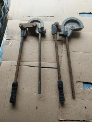 Curvadoras de tubos manuales