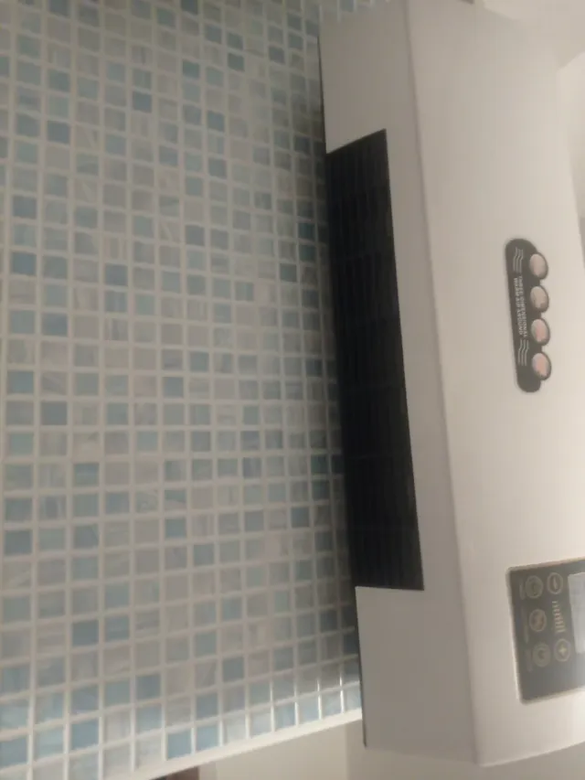 Stufa elettrica da parete