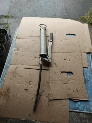 Engrasador manual con manguera