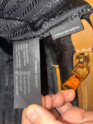 Bolso Prada como nuevo