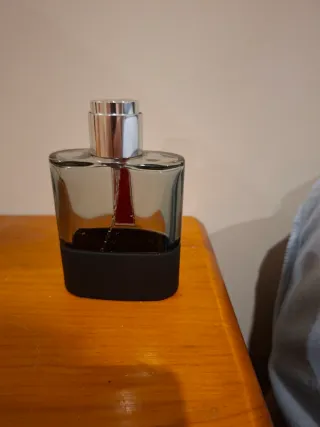 Bote vacío Prada Luna Rossa Carbon