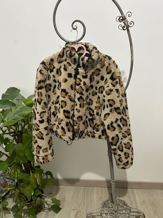 Chaqueta animal print peluche