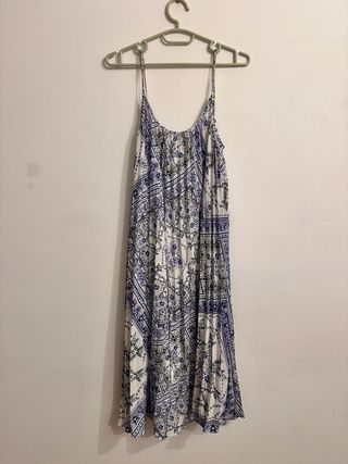 Vestido H&M floral azul y blanco Talla XS