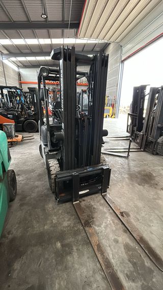 Carretilla Nissan 1.8T Diésel (2016) Triplex