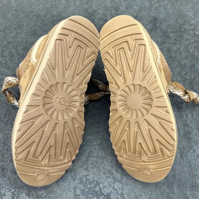 UGG Mel Nueva Talla 37 Lana