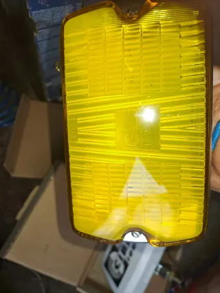 Hola vendo Faros Antiniebla Delanteros E1