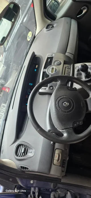 Renault Grand Scenic 2005