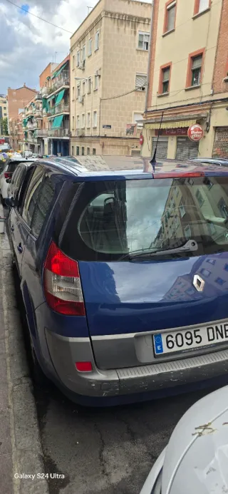 Renault Grand Scenic 2005