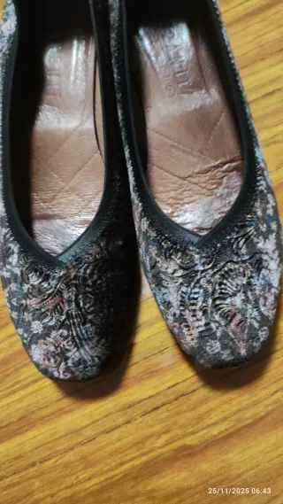 Zapatos Hispanitas Mujer Negros y Multicolor