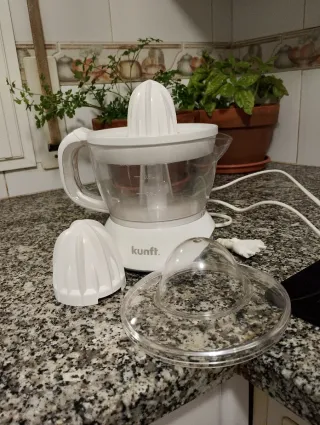 Exprimidor de naranjas Kunft